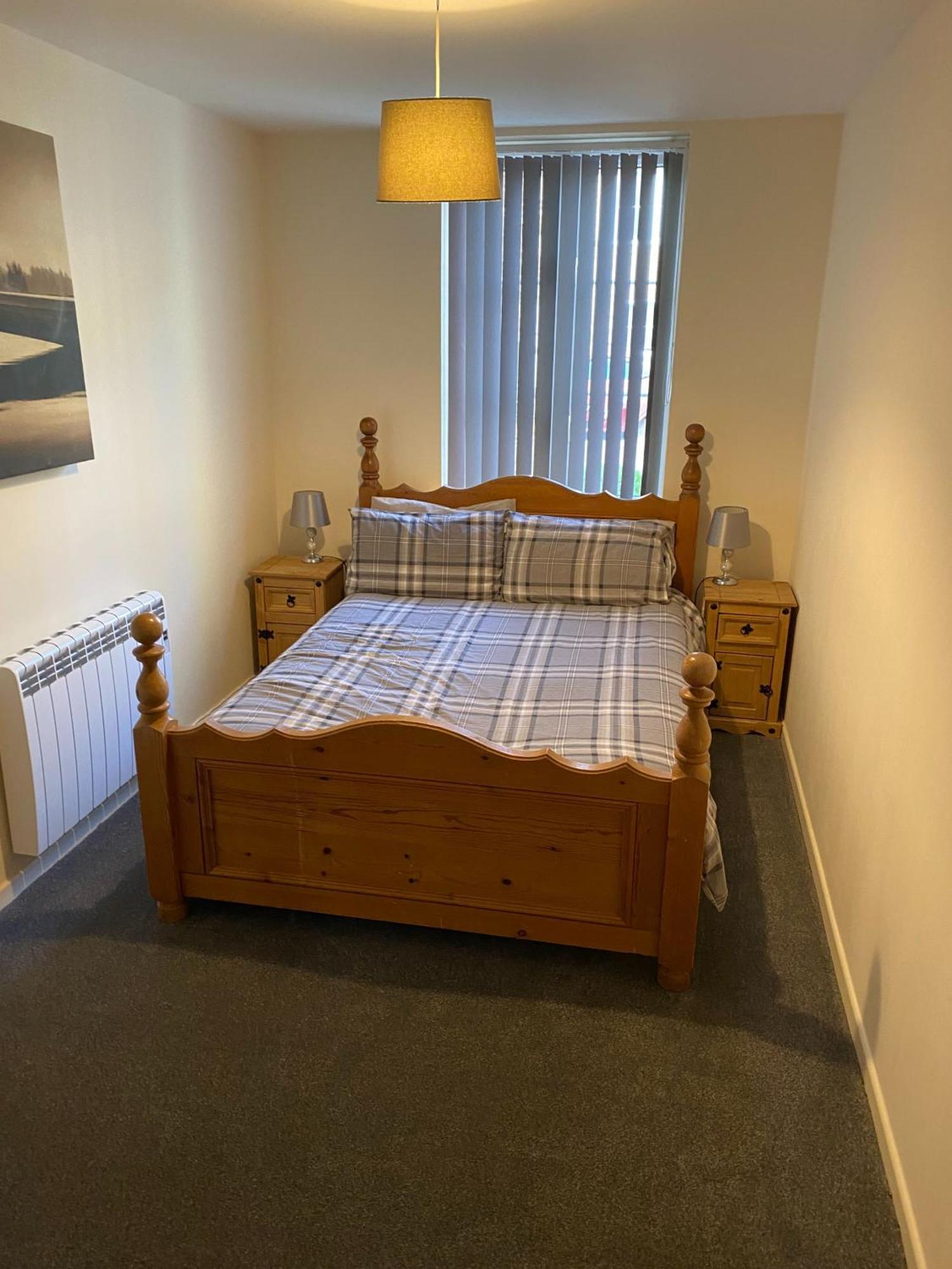 River Courtyard Apartment In The Heart Of Stneots Saint Neots Exteriör bild